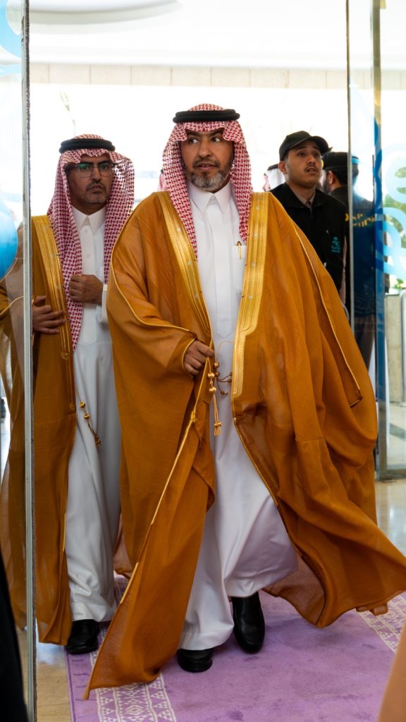 الشيخ حزام بن سلامة بن ملهي بن سعيدان آل عاطف القحطاني